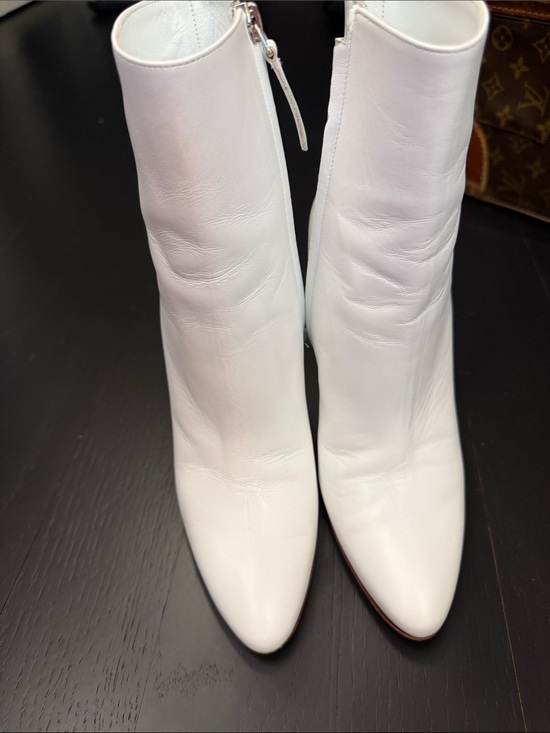 Manolo Blahnik Shoes - Manolo Blahnik White Leather Pointed-Toe Ankle Booties